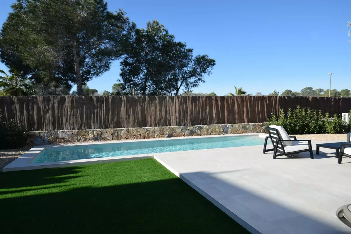 3-bedroom Villa In Orihuela, Spain (237 M²)
