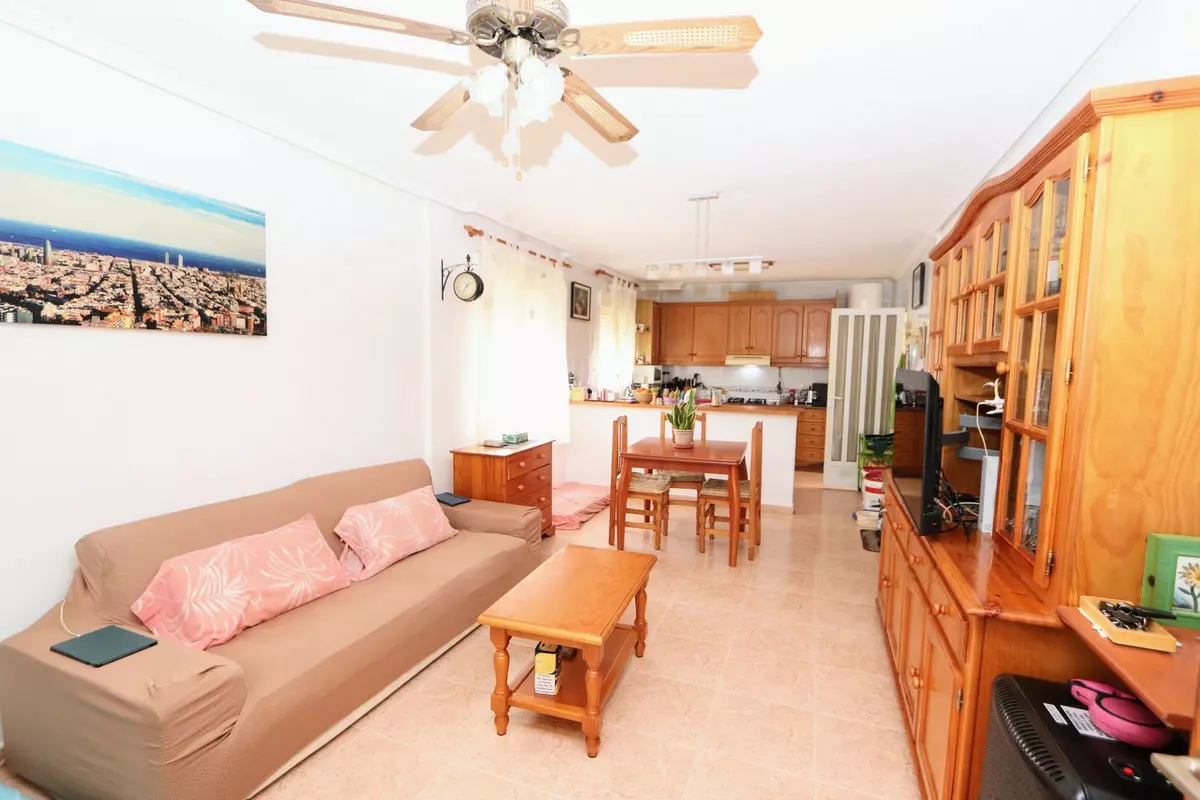 3-bedroom Apartment In Orihuela, Spain (72 M²)