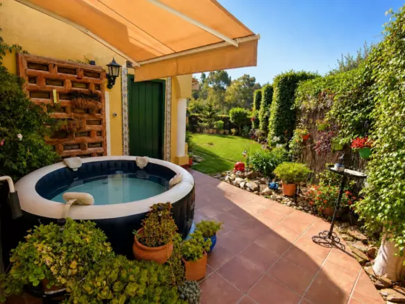 3-bedroom Villa In Marbella, Spain (209 M²)