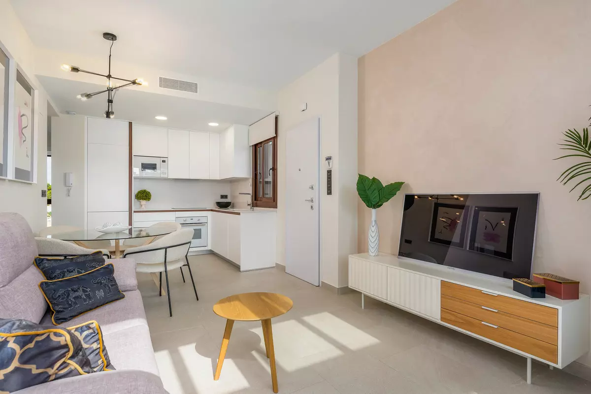 3-bedroom Apartment In Torrevieja, Spain (71 M²)