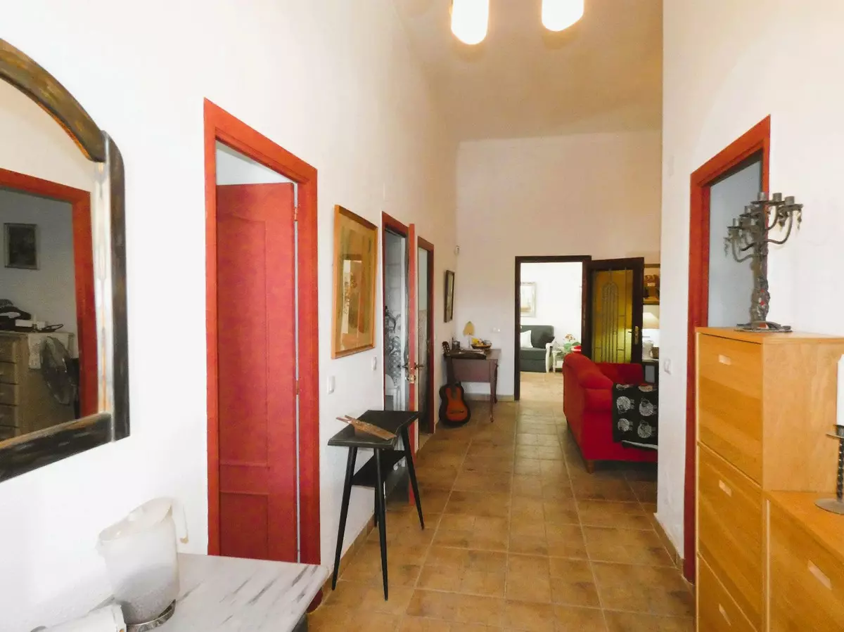 3-bedroom Country House In Dolores, Spain (146 M²)