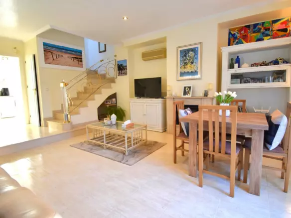 3-bedroom Town House In Orihuela, Spain (130 M²)