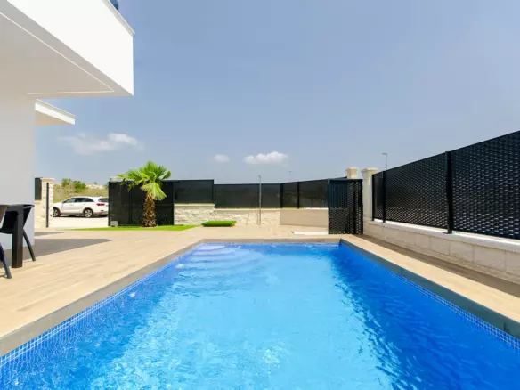 3-bedroom Villa In Orihuela, Spain (117 M²)