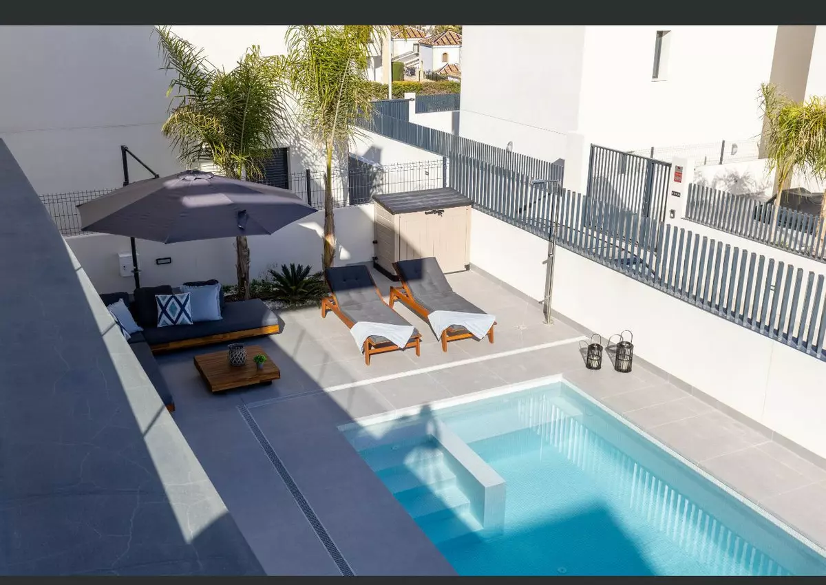3-bedroom Villa In Algorfa, Spain (150 M²)