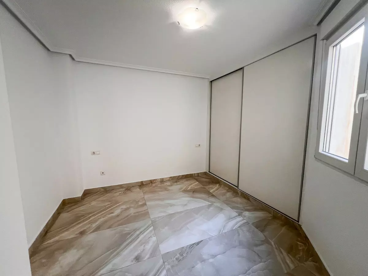 2-bedroom Apartment In Torrevieja, Spain (76 M²)
