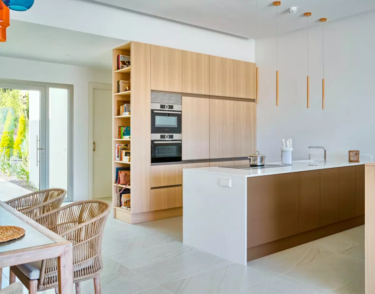 4-bedroom Villa In Orihuela, Spain (200 M²)