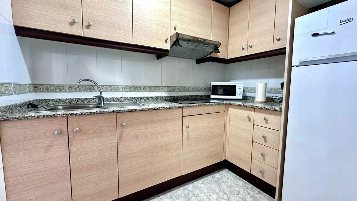 2-bedroom Apartment In Guardamar Del Segura, Spain (60 M²)