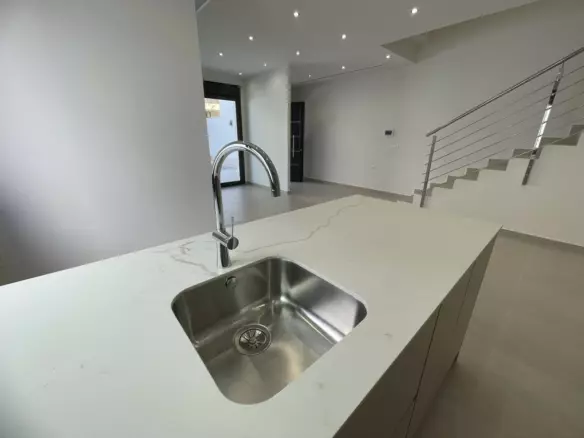 3-bedroom Villa In Almoradi, Spain (134 M²)