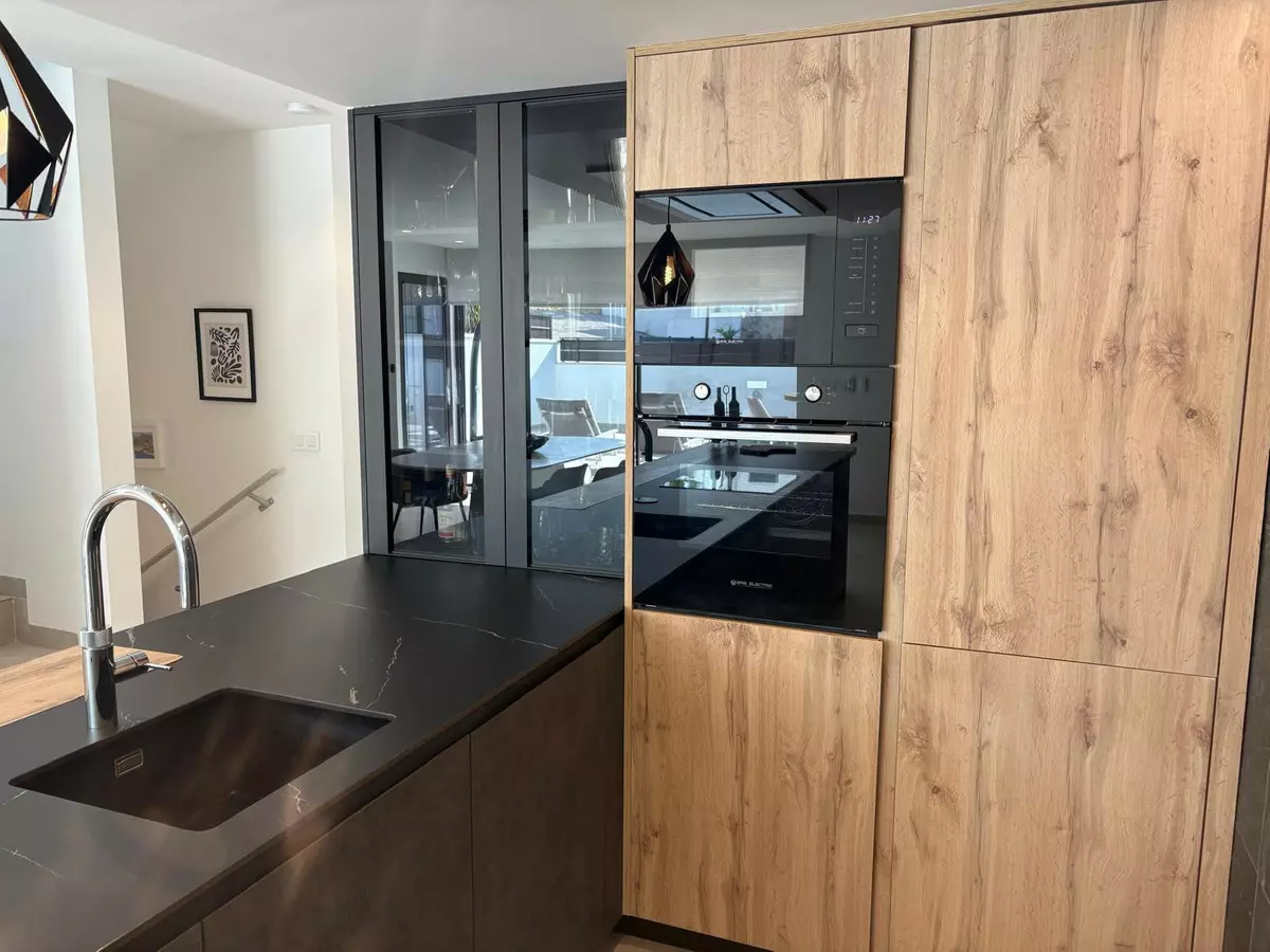 3-bedroom Villa In Algorfa, Spain (175 M²)