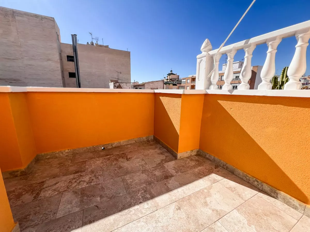 2-bedroom Apartment In Torrevieja, Spain (76 M²)