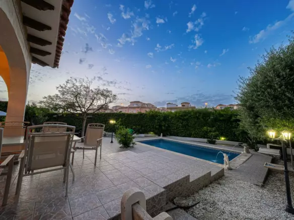3-bedroom Villa In Orihuela, Spain (96 M²)