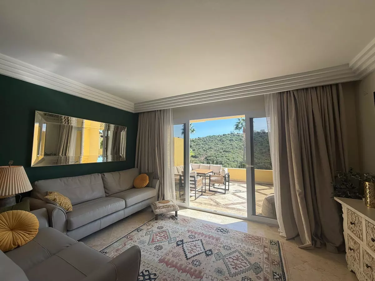 3-bedroom Apartment In Casares, Spain (115 M²)