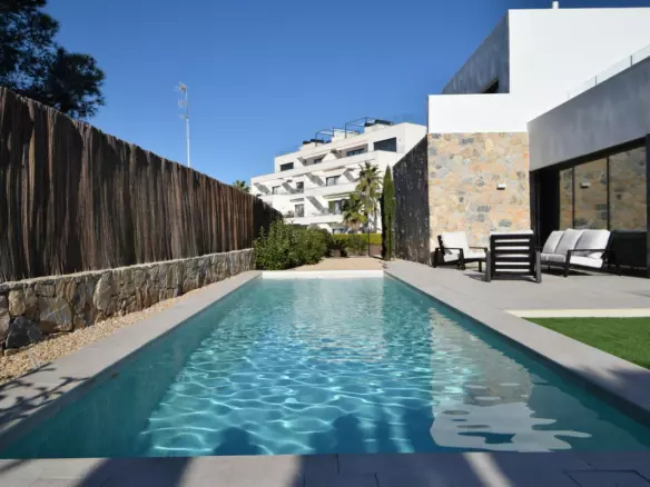 3-bedroom Villa In Orihuela, Spain (237 M²)
