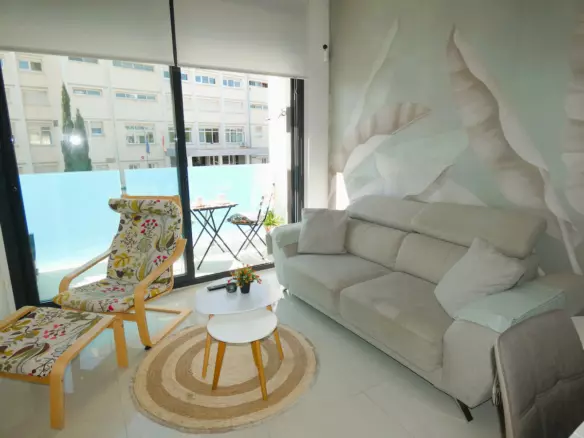 3-bedroom Apartment In Torrevieja, Spain (79 M²)