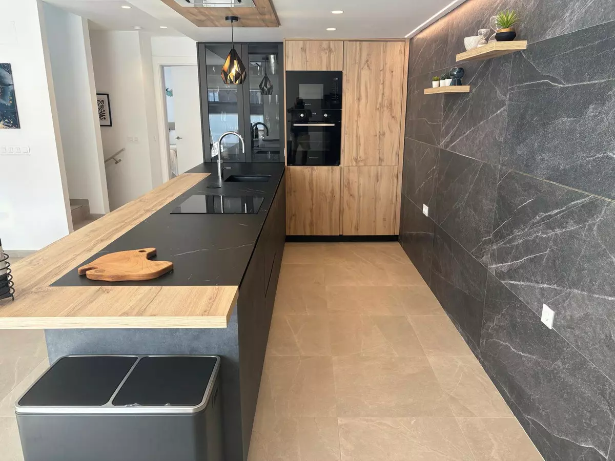 3-bedroom Villa In Algorfa, Spain (175 M²)