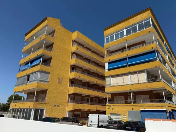 3-bedroom Apartment In Orihuela, Spain (70 M²)