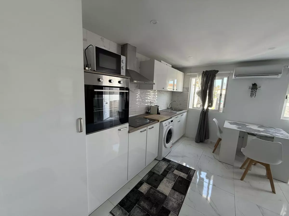 2-bedroom Bungalow In Torrevieja, Spain (57 M²)