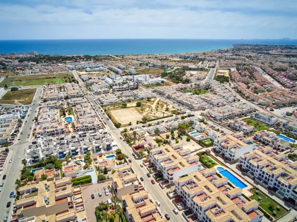 2-bedroom Apartment In Orihuela, Spain (60 M²)