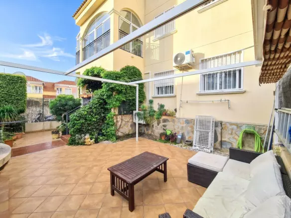 3-bedroom Apartment In Orihuela, Spain (72 M²)