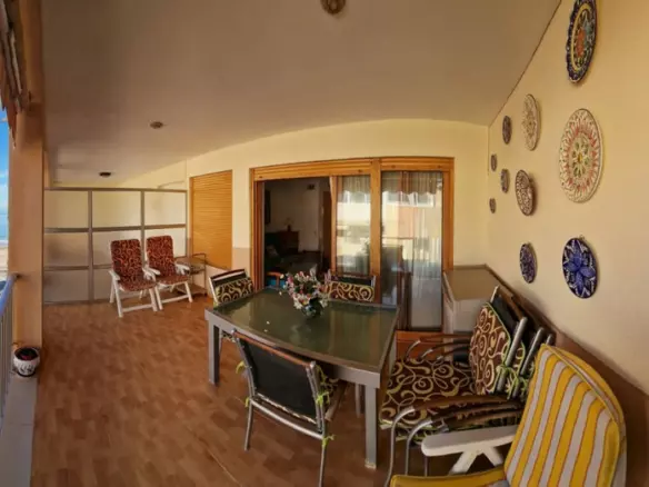 3-bedroom Apartment In Guardamar Del Segura, Spain (84 M²)