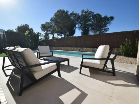 3-bedroom Villa In Orihuela, Spain (237 M²)