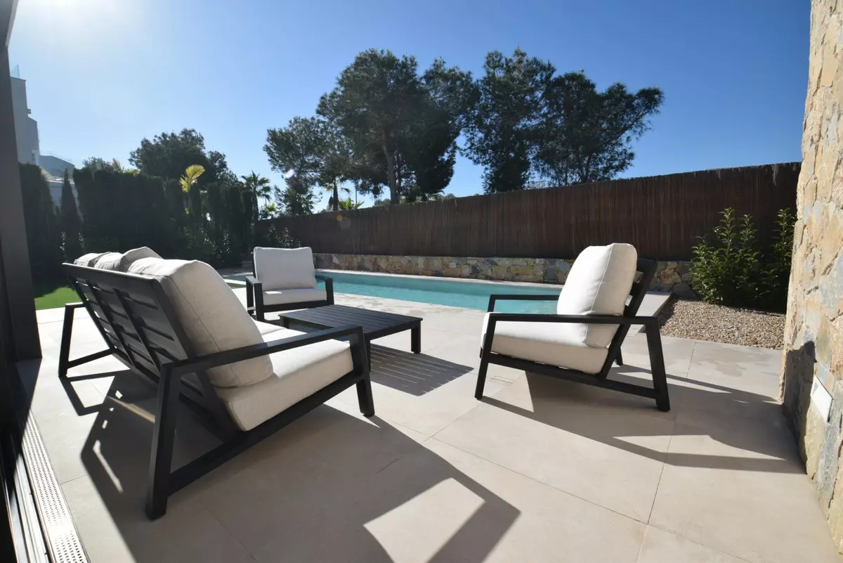 3-bedroom Villa In Orihuela, Spain (237 M²)