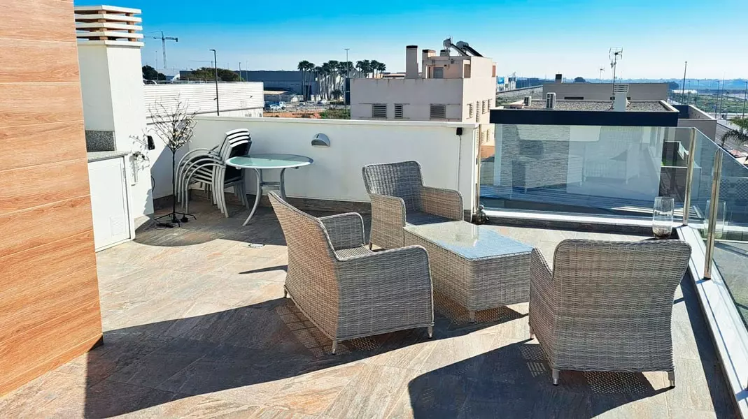 3-bedroom Villa In Pilar De La Horadada, Spain (117 M²)
