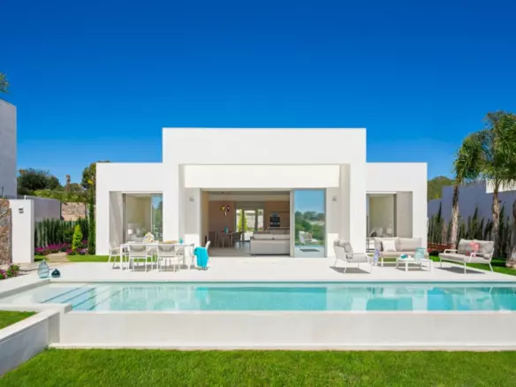 4-bedroom Villa In Orihuela, Spain (200 M²)