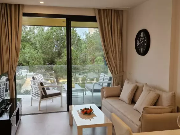 3-bedroom Apartment In Orihuela, Spain (100 M²)