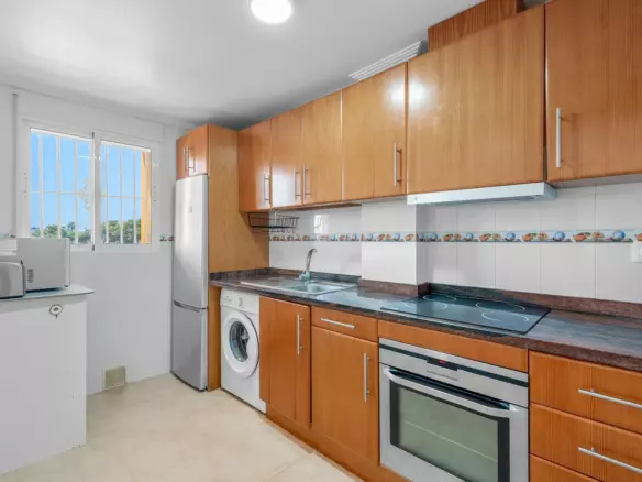 3-bedroom Apartment In Orihuela, Spain (96 M²)