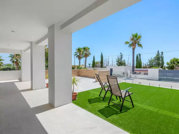 8-bedroom Country House In Los Montesinos, Spain (790 M²)