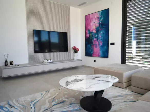 3-bedroom Villa In Orihuela, Spain (237 M²)