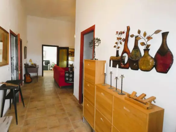 3-bedroom Country House In Dolores, Spain (146 M²)