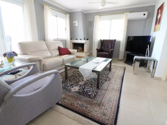 3-bedroom Villa In Algorfa, Spain (216 M²)