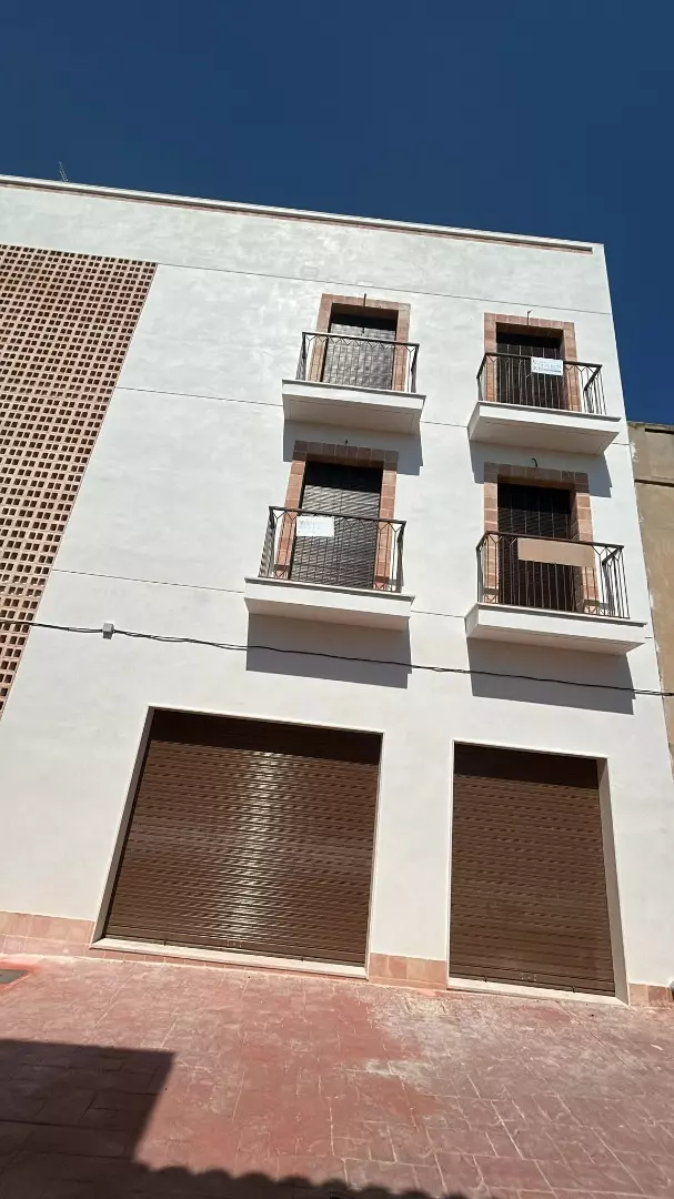 3-bedroom Apartment In Hondon De Las Nieves, Spain (90 M²)