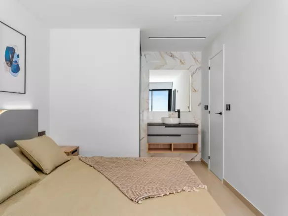 2-bedroom Apartment In Guardamar Del Segura, Spain (64 M²)