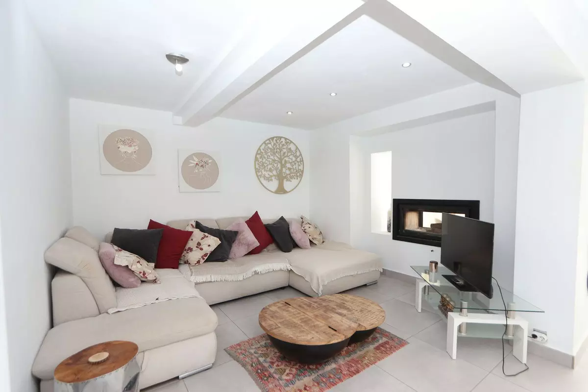 4-bedroom Villa In Orihuela, Spain (175 M²)
