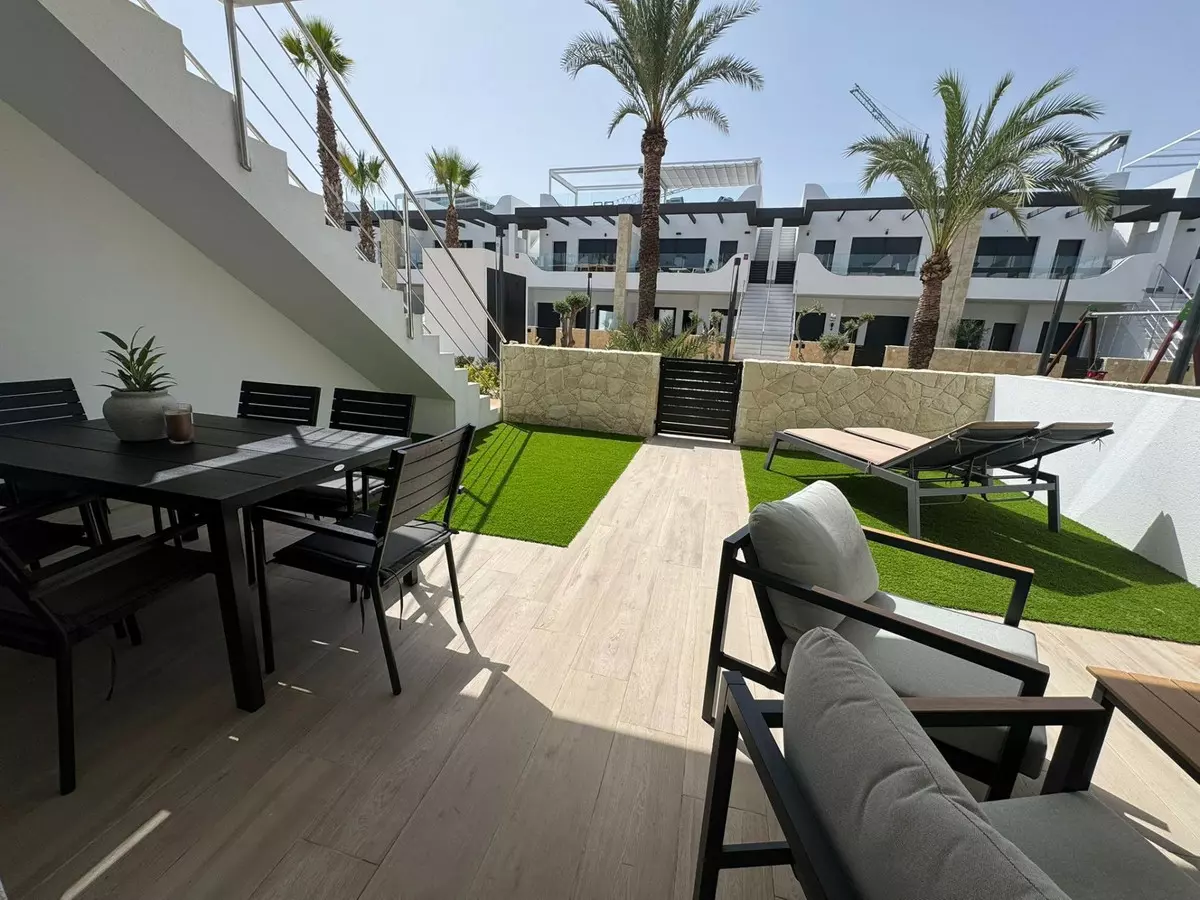 3-bedroom Apartment In Orihuela, Spain (72 M²)