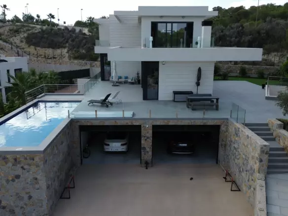 6-bedroom Villa In Orihuela, Spain (450 M²)