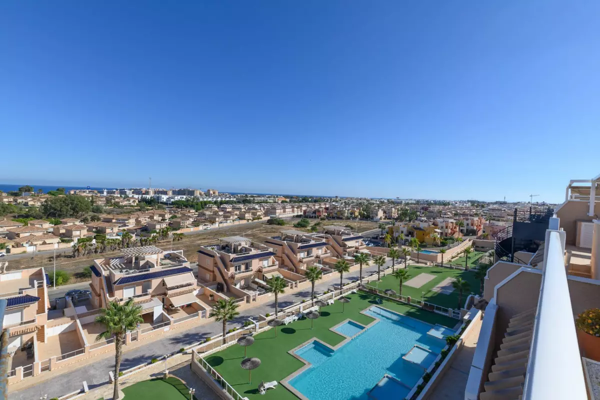 2-bedroom Apartment In Orihuela, Spain (66 M²)