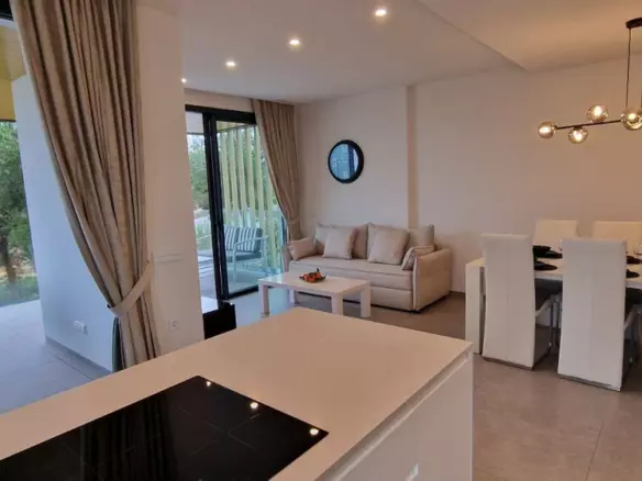 3-bedroom Apartment In Orihuela, Spain (100 M²)