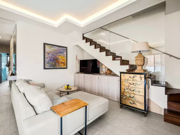 3-bedroom Apartment In Marbella, Spain (158 M²)