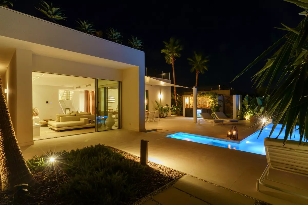 5-bedroom Villa In Orihuela, Spain (235 M²)