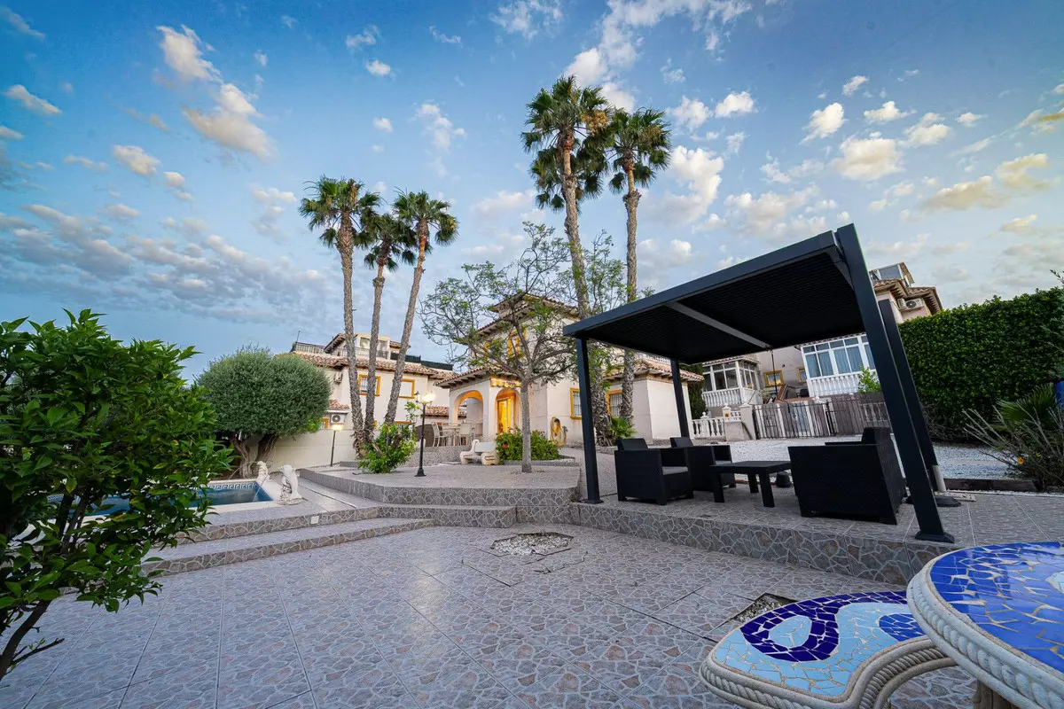 3-bedroom Villa In Orihuela, Spain (96 M²)