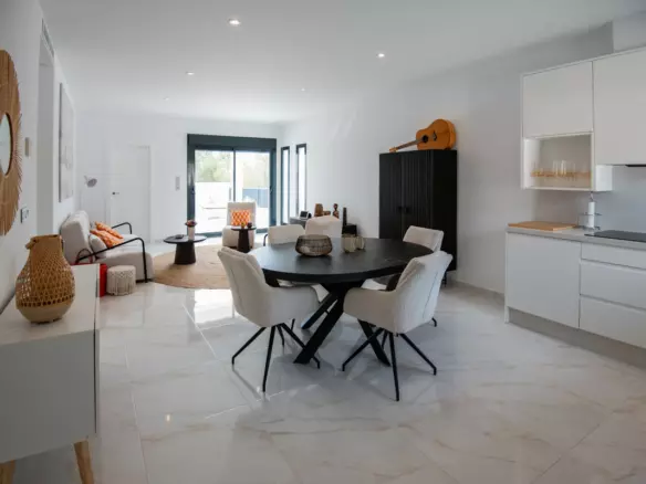 3-bedroom Villa In Pilar De La Horadada, Spain (112 M²)