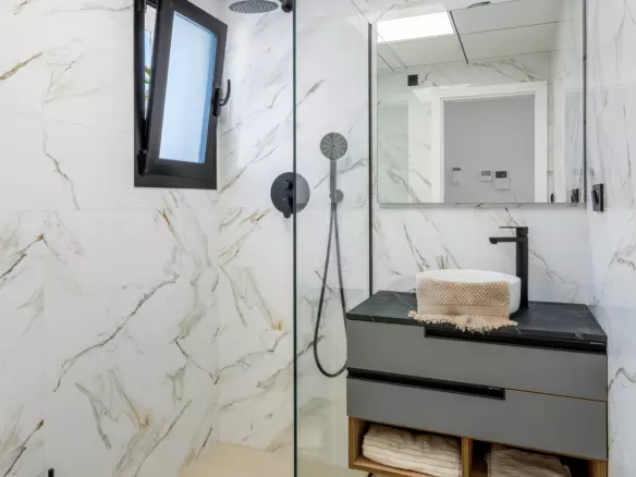 2-bedroom Apartment In Guardamar Del Segura, Spain (64 M²)