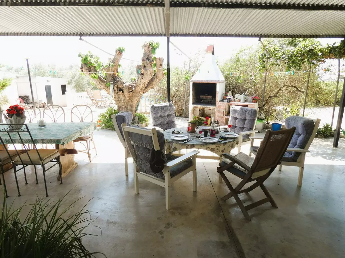 3-bedroom Country House In Dolores, Spain (146 M²)