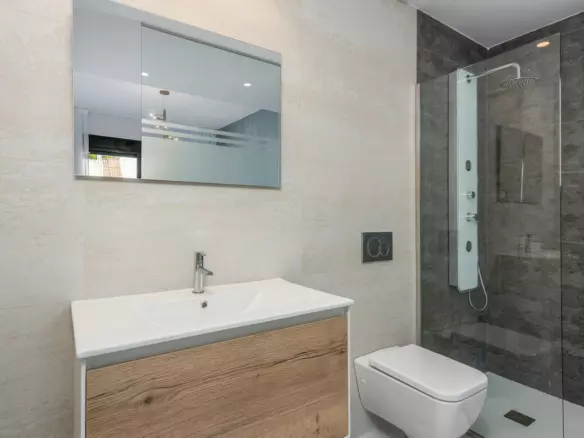 2-bedroom Villa In San Miguel De Salinas, Spain (92 M²)
