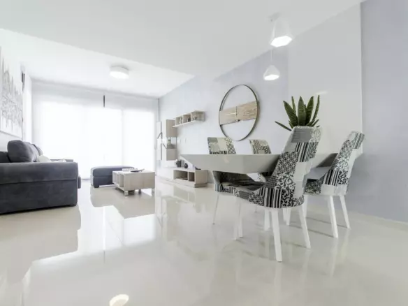 3-bedroom Villa In San Miguel De Salinas, Spain (144 M²)