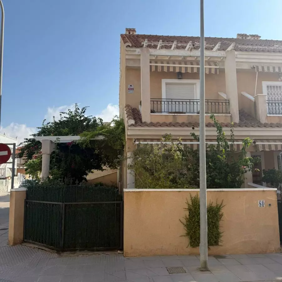 4-bedroom Townhouse In Pilar De La Horadada, Spain (122 M²)